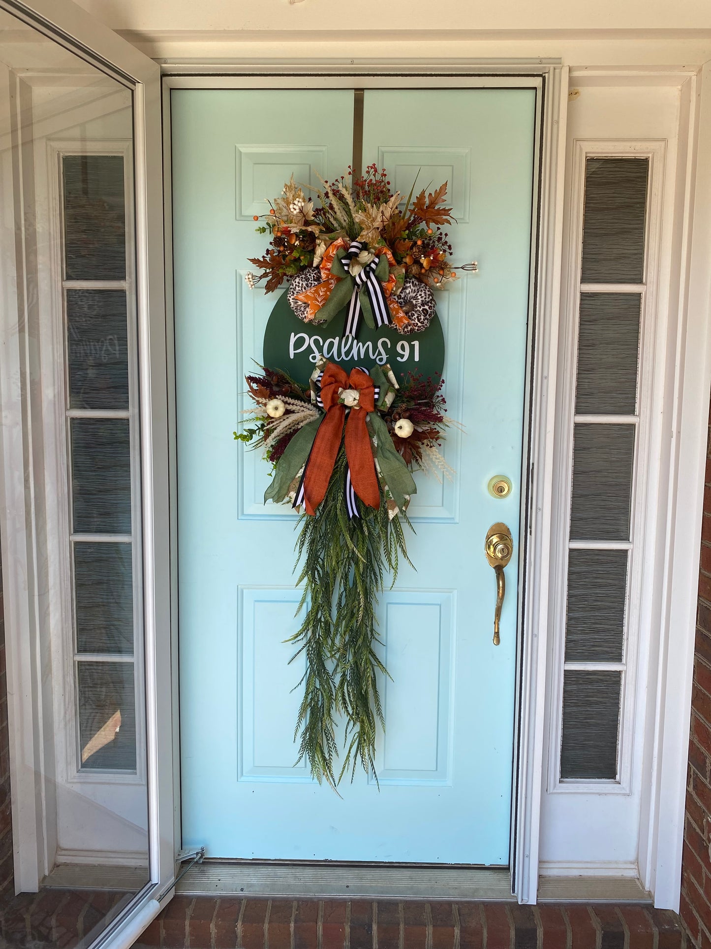 Door Hanger Wreath